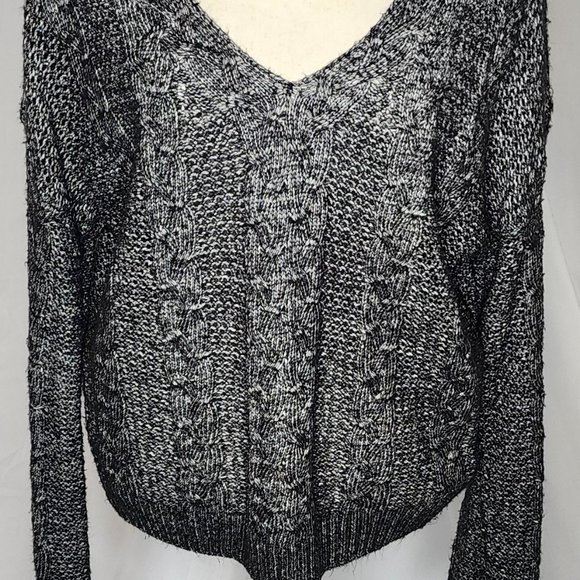Urban Outfitters Black & Grey Turtle Neck Cut Out Sweater Size M - Picture 4 of 12